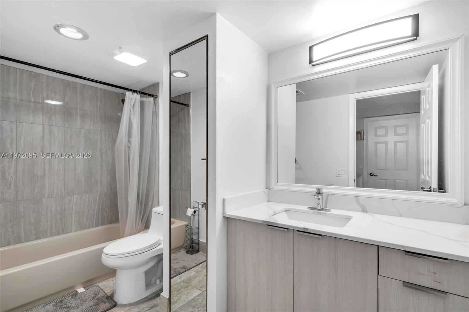 11903 SW 11th Ct Davie, FL 33325