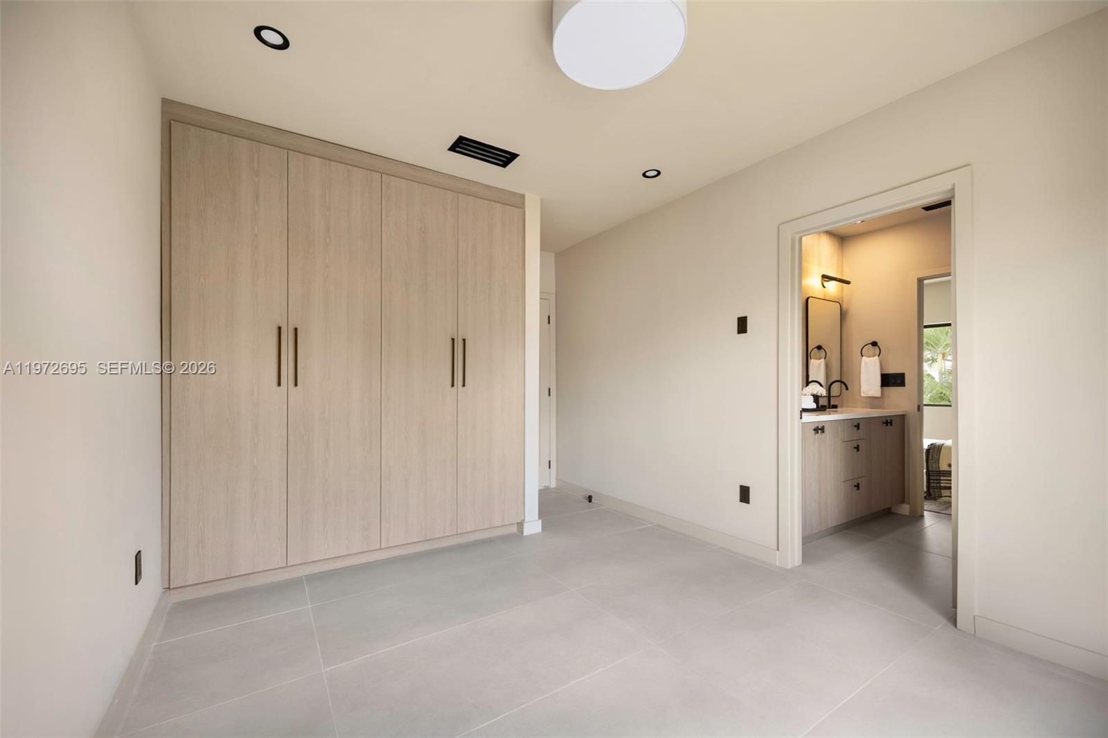 2805 SW 4th Ave Miami, FL 33129