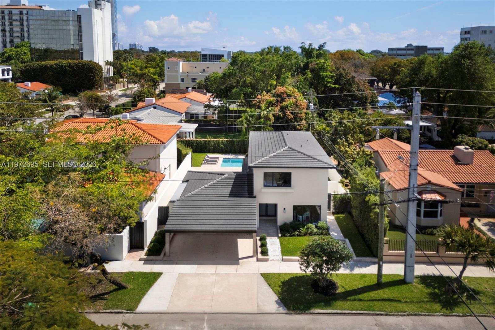 2805 SW 4th Ave Miami, FL 33129