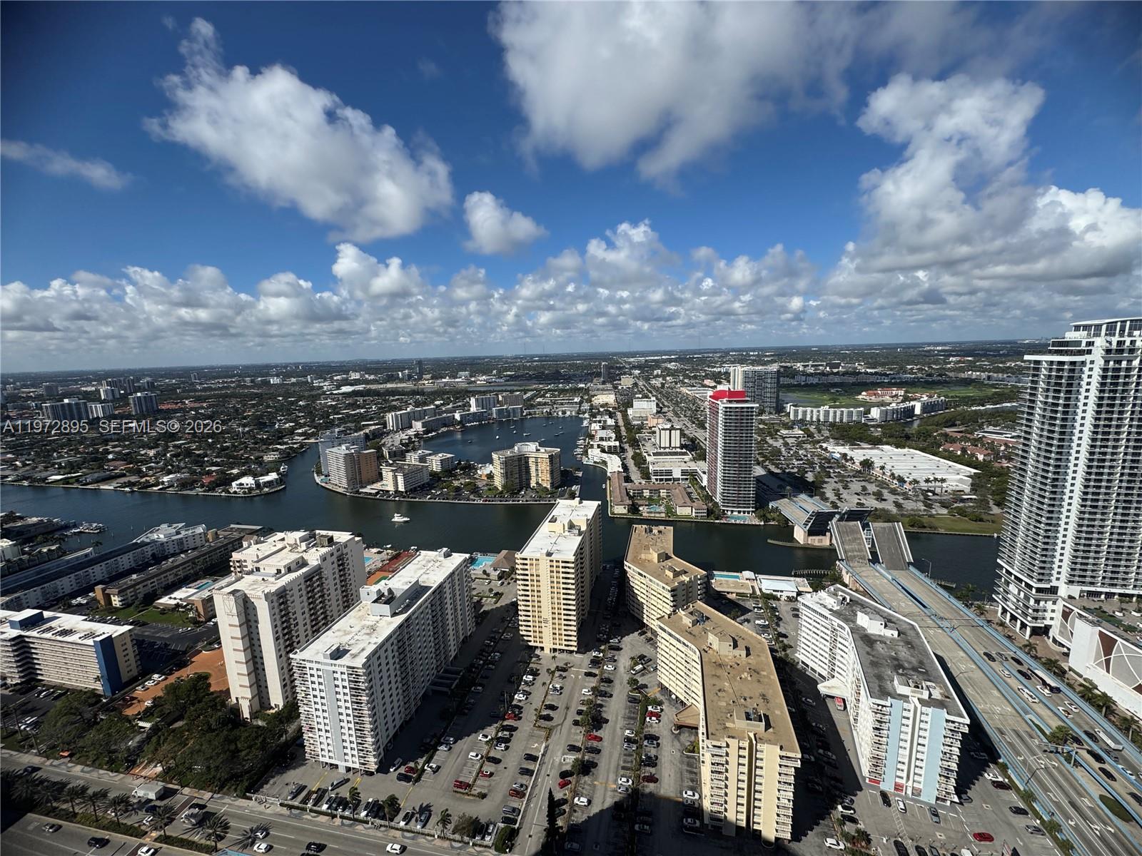 image Beach Club 226