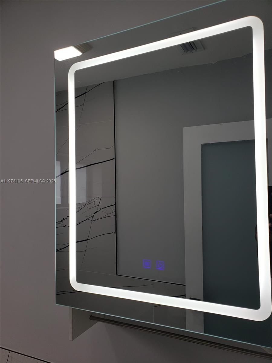 150 NE 169th Ter North Miami Beach, FL 33162