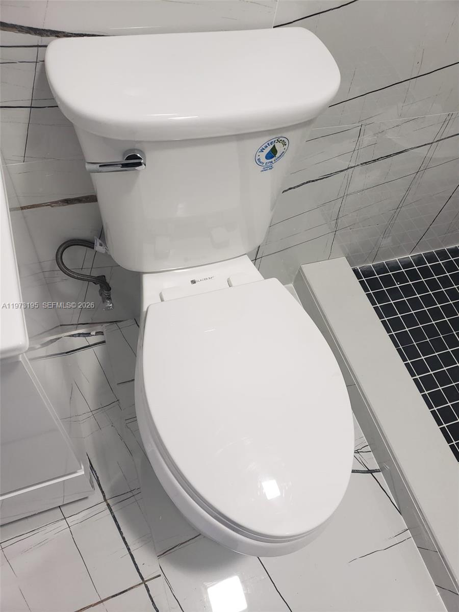 150 NE 169th Ter North Miami Beach, FL 33162