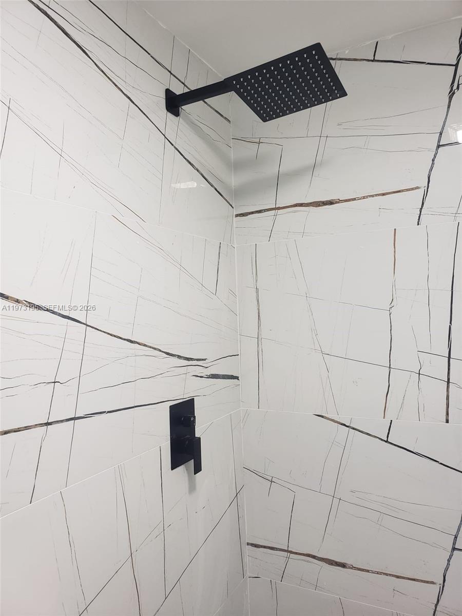 150 NE 169th Ter North Miami Beach, FL 33162