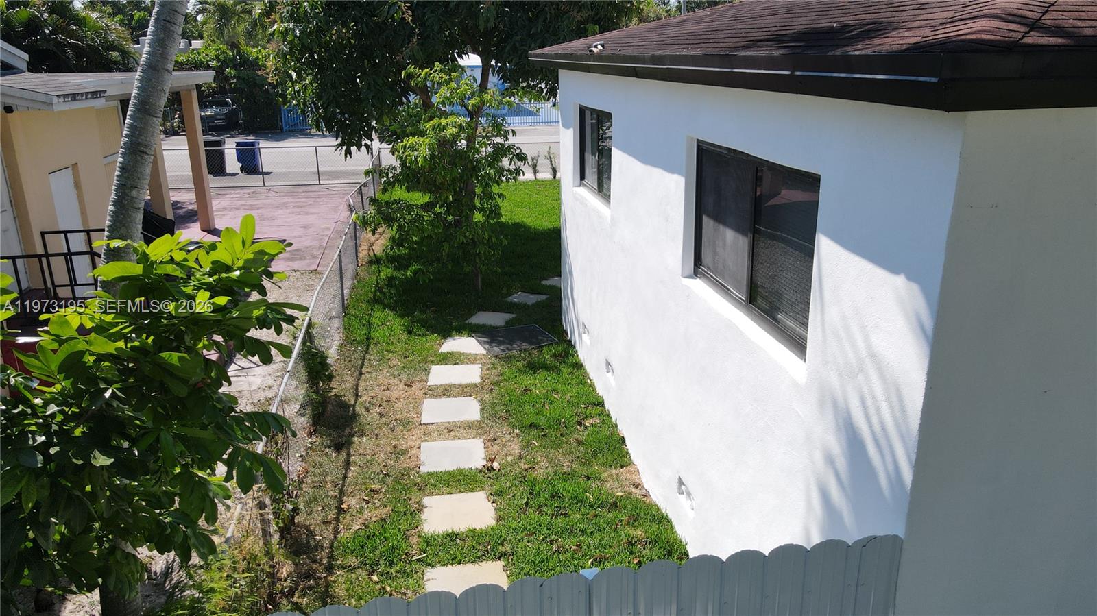 150 NE 169th Ter North Miami Beach, FL 33162