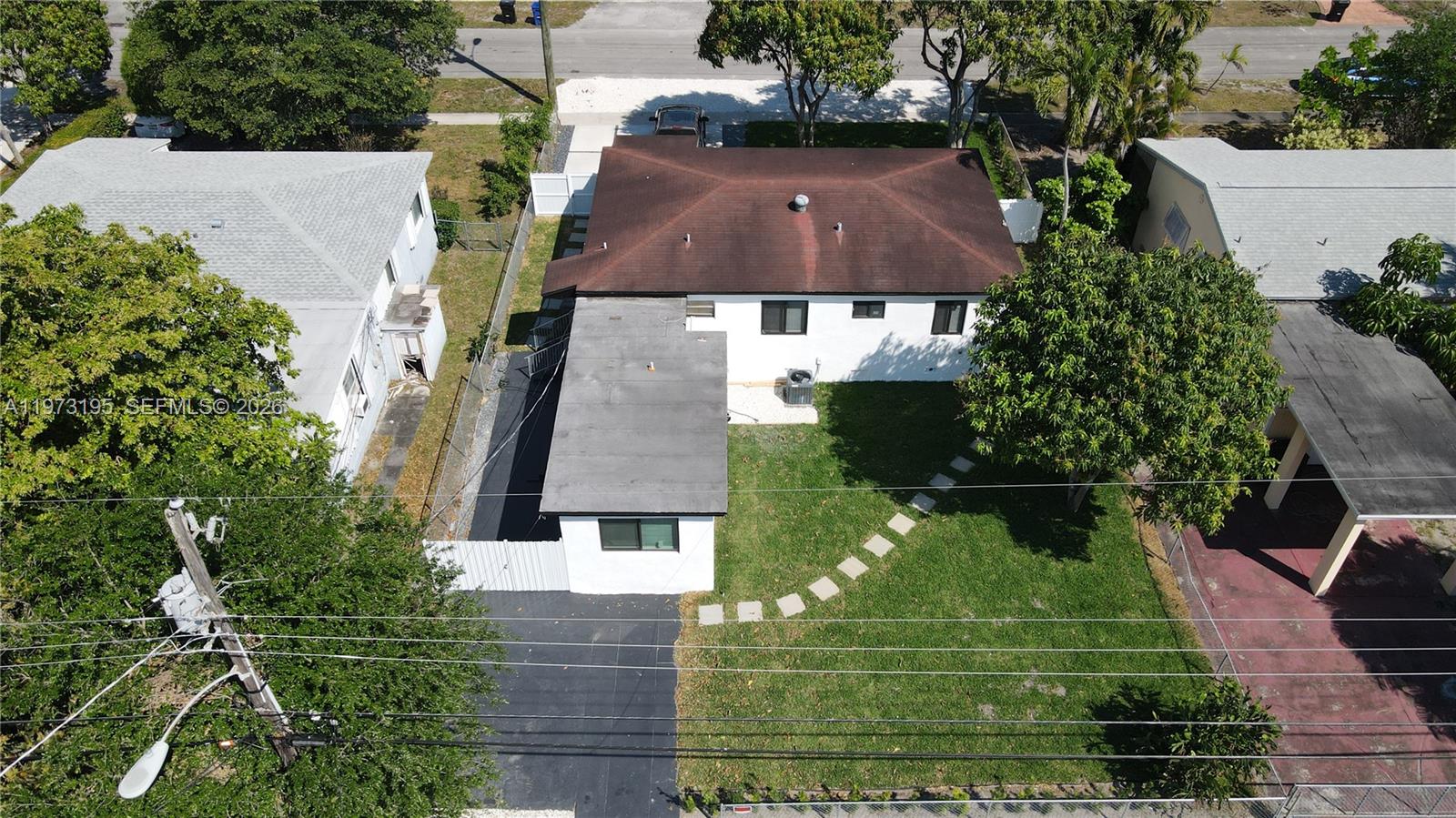 150 NE 169th Ter North Miami Beach, FL 33162