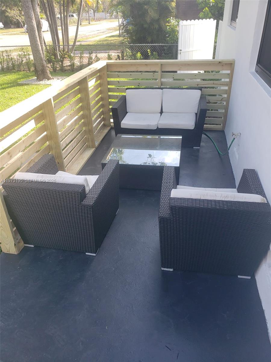 150 NE 169th Ter North Miami Beach, FL 33162