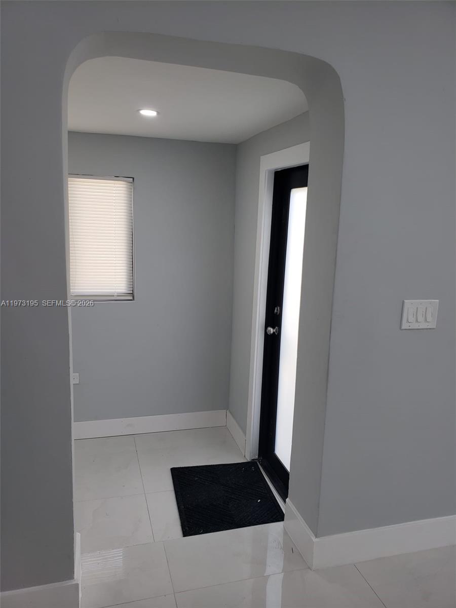 150 NE 169th Ter North Miami Beach, FL 33162