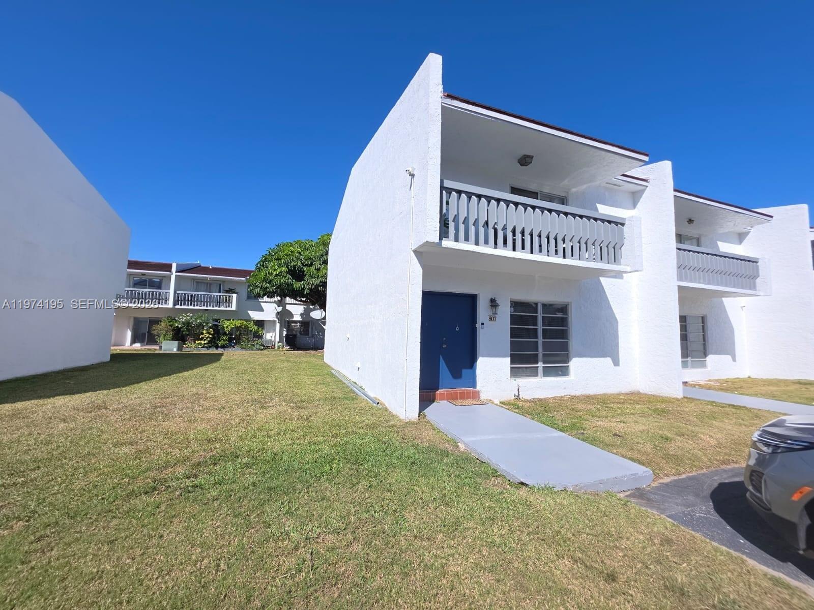 17170 SW 94th Ave #807 Palmetto Bay, FL 33157