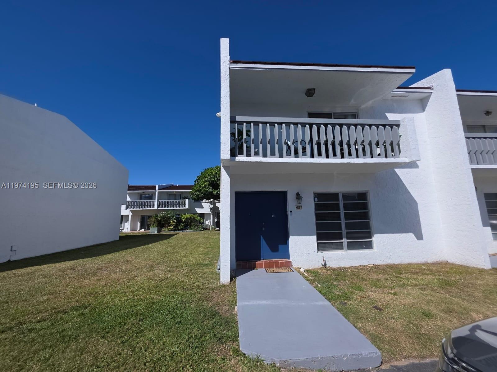 17170 SW 94th Ave #807 Palmetto Bay, FL 33157