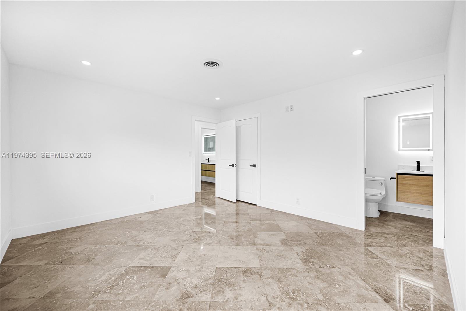 5510 NE 18th Ave Fort Lauderdale, FL 33334