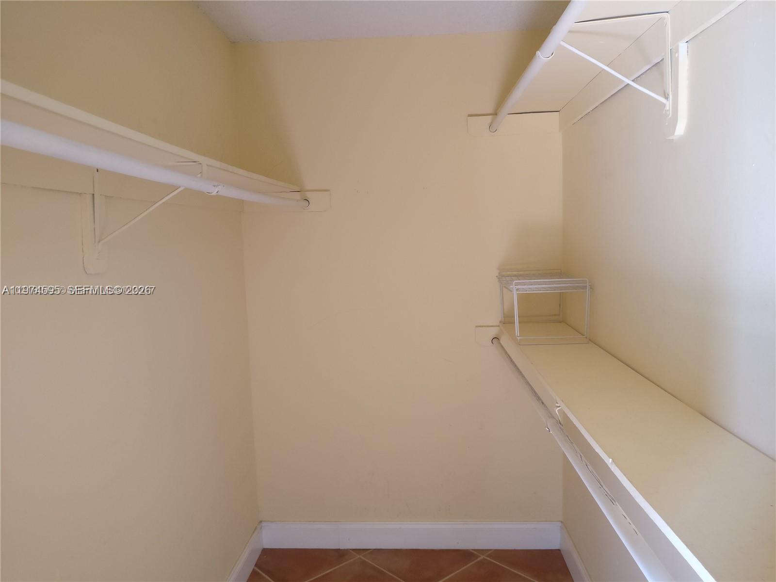 1801 S Treasure Dr #502 North Bay Village, FL 33141