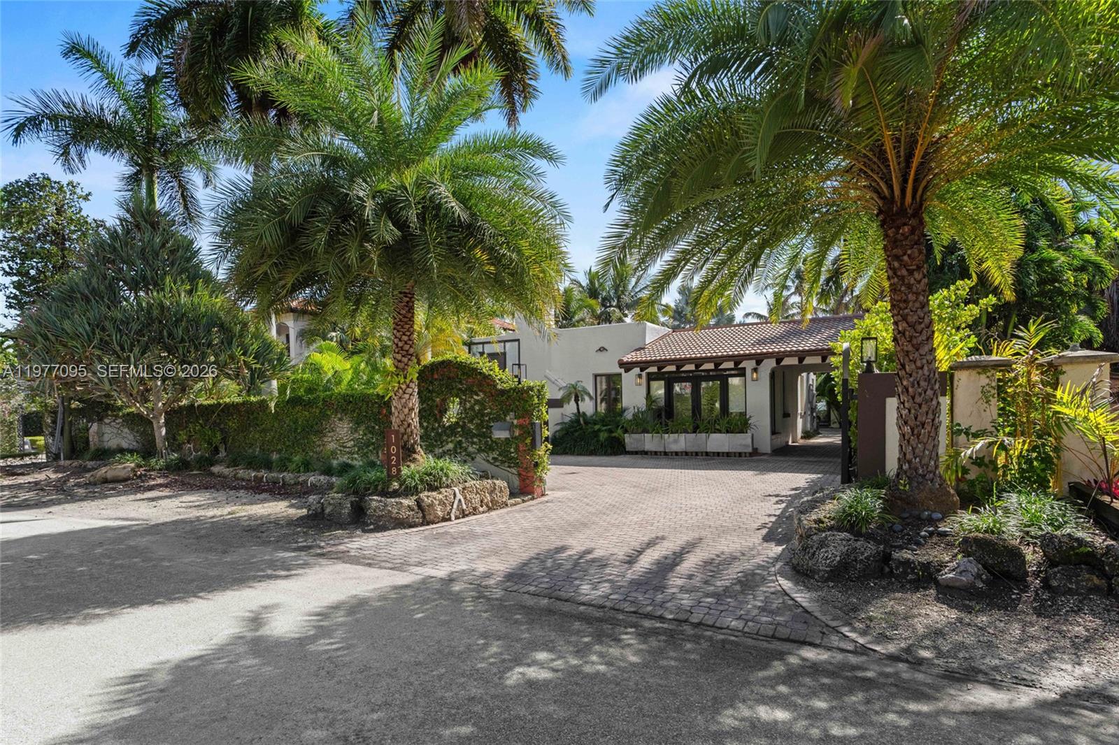 1028 NE 84th St Miami, FL 33138