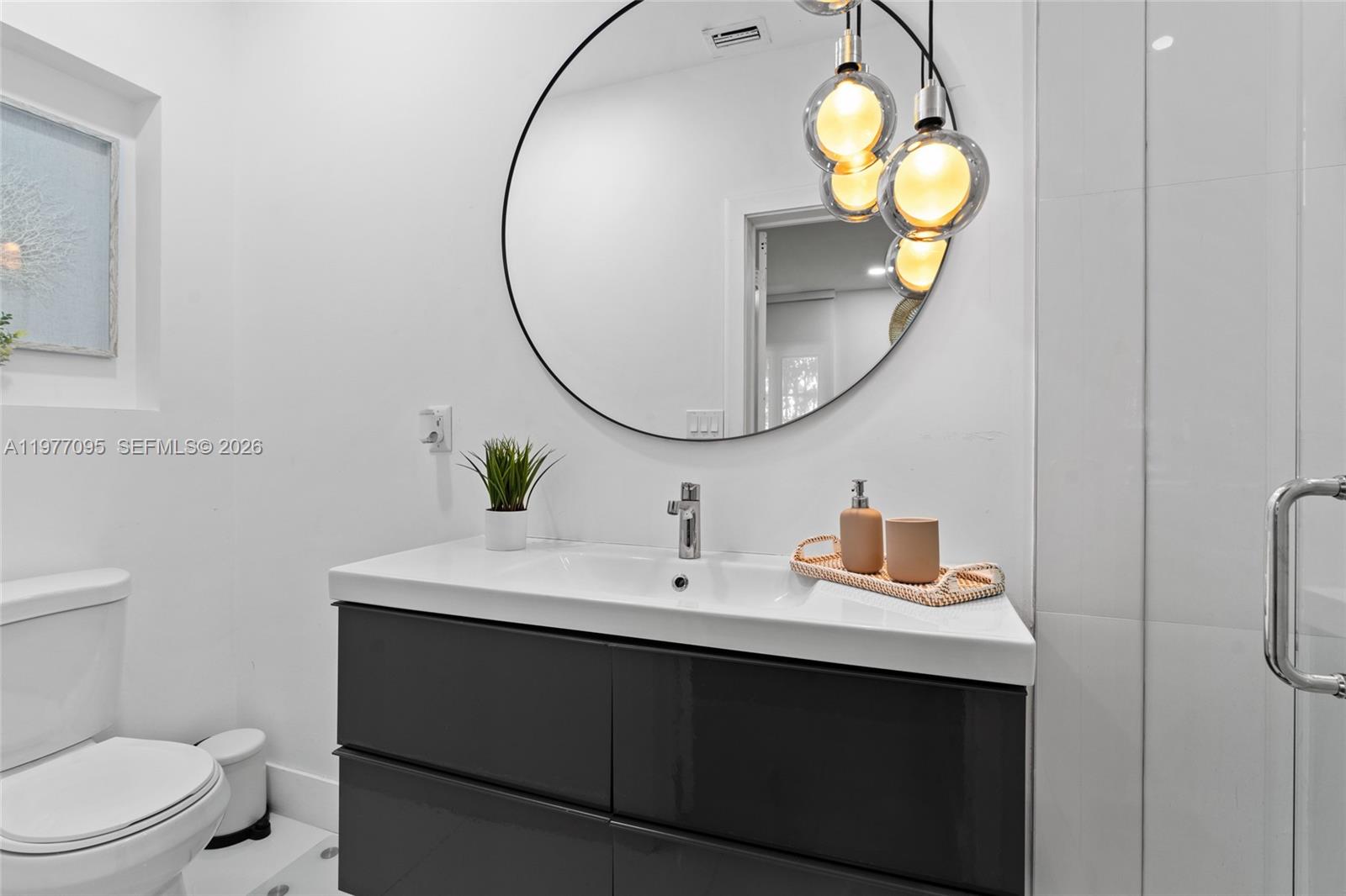 1028 NE 84th St Miami, FL 33138