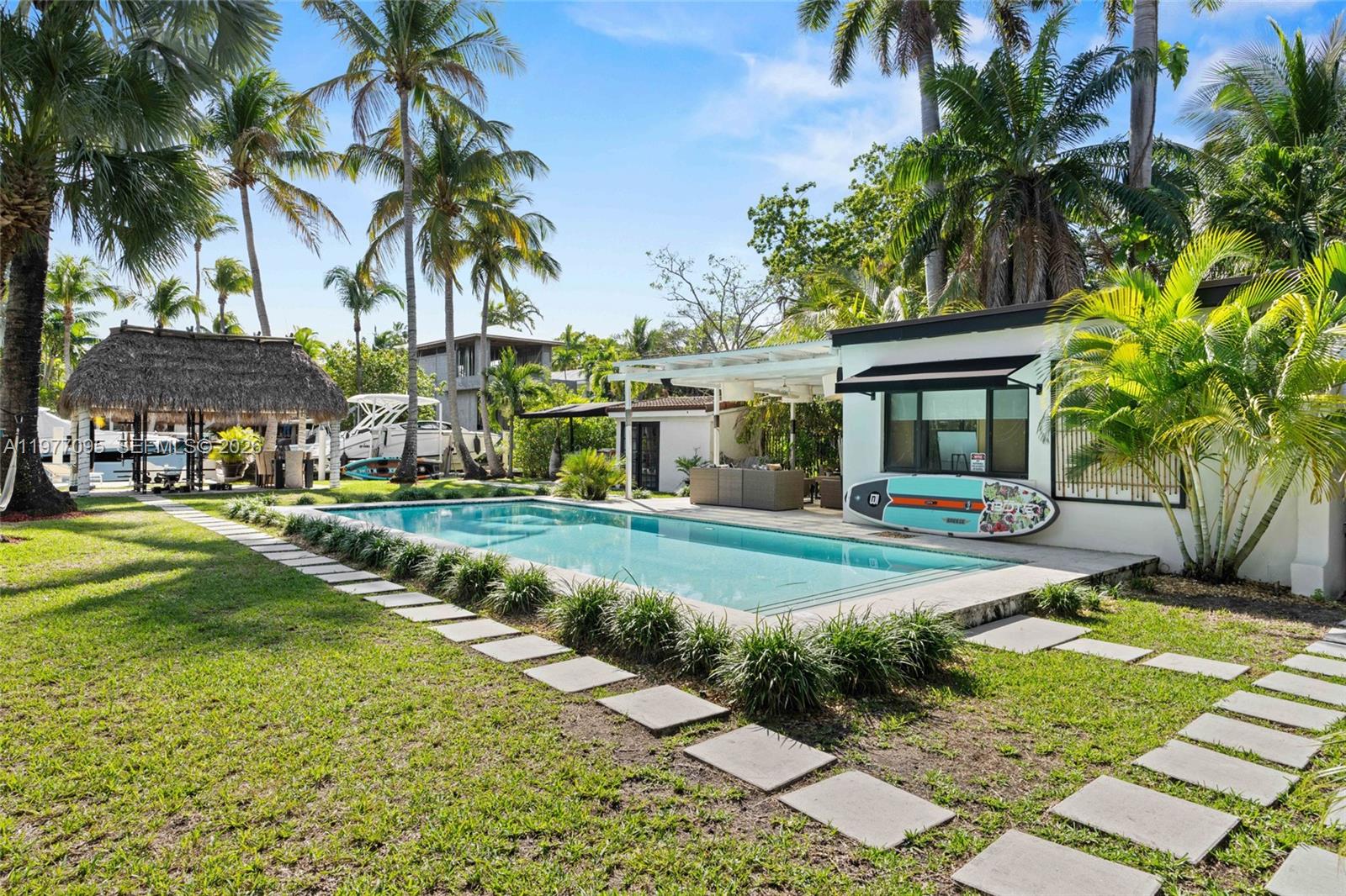 1028 NE 84th St Miami, FL 33138