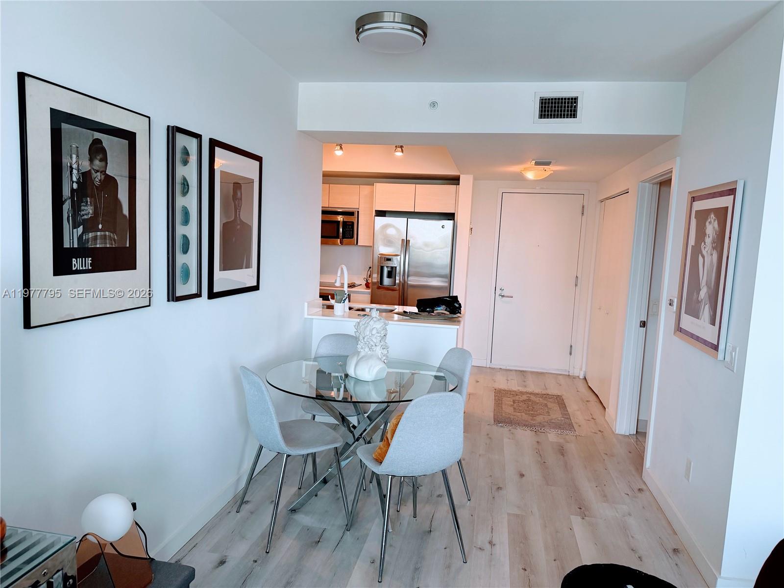 image Baltus House10