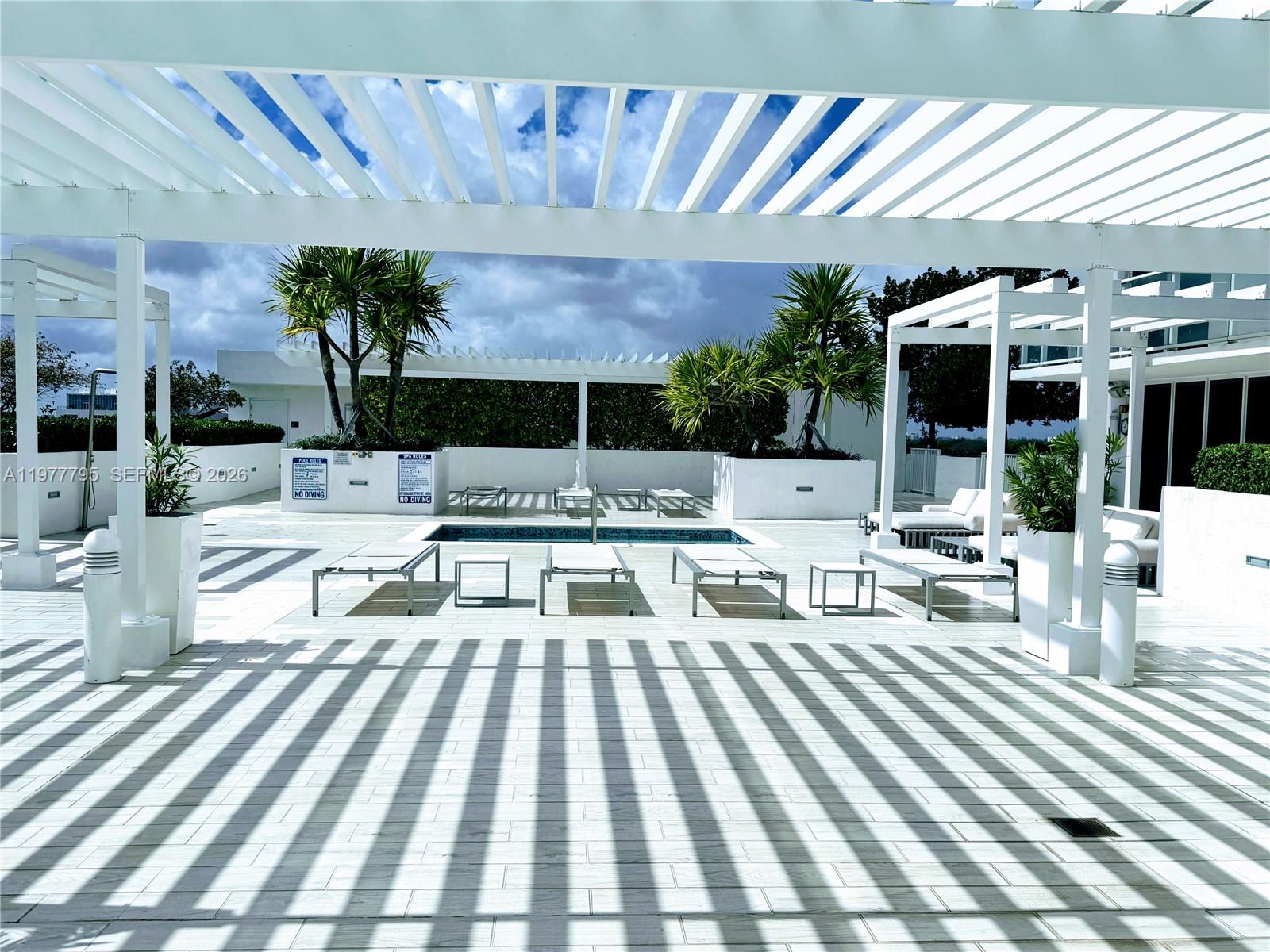 image Baltus House21