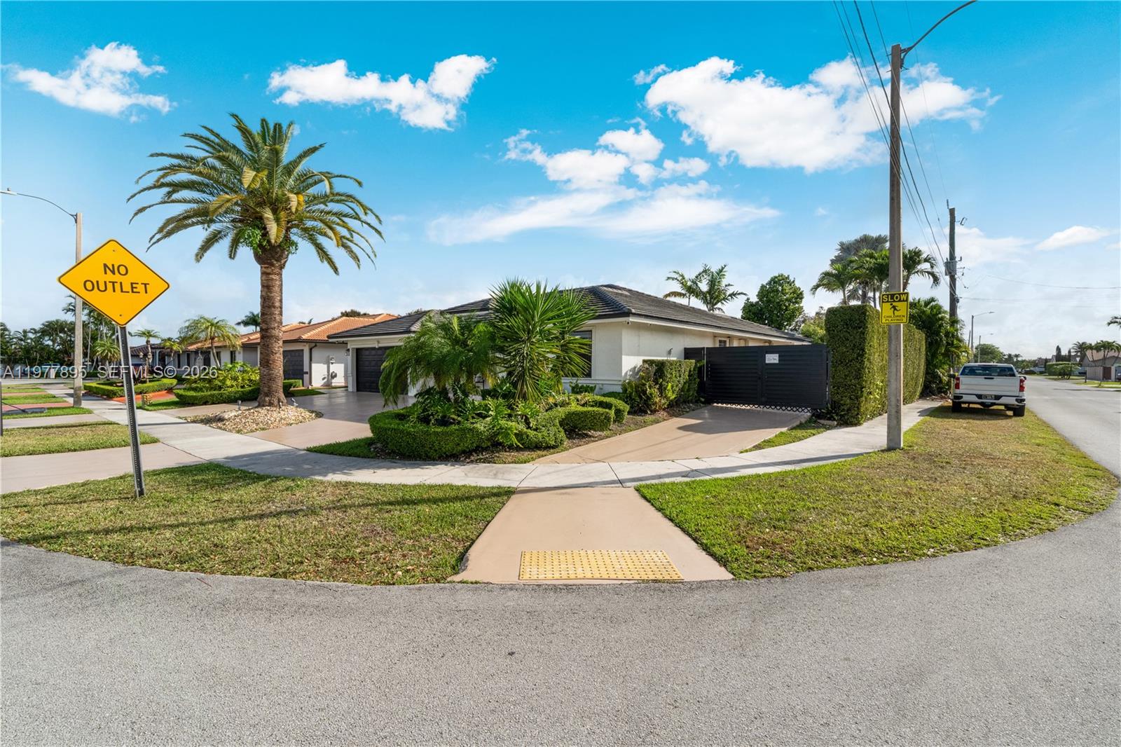 1599 SW 141st Ave Miami, FL 33184