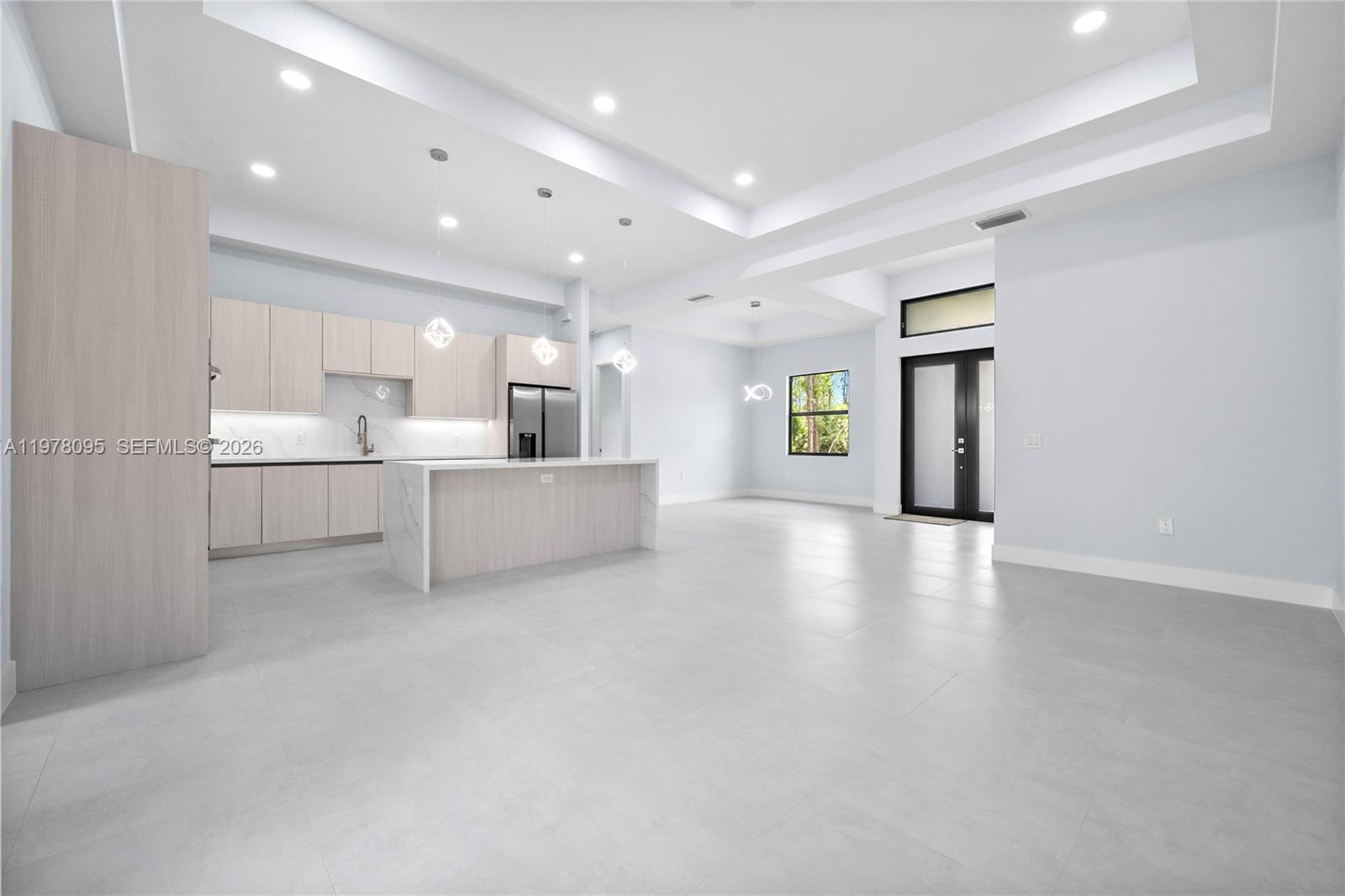 4234 27th Ave Ne Naples, FL 34120