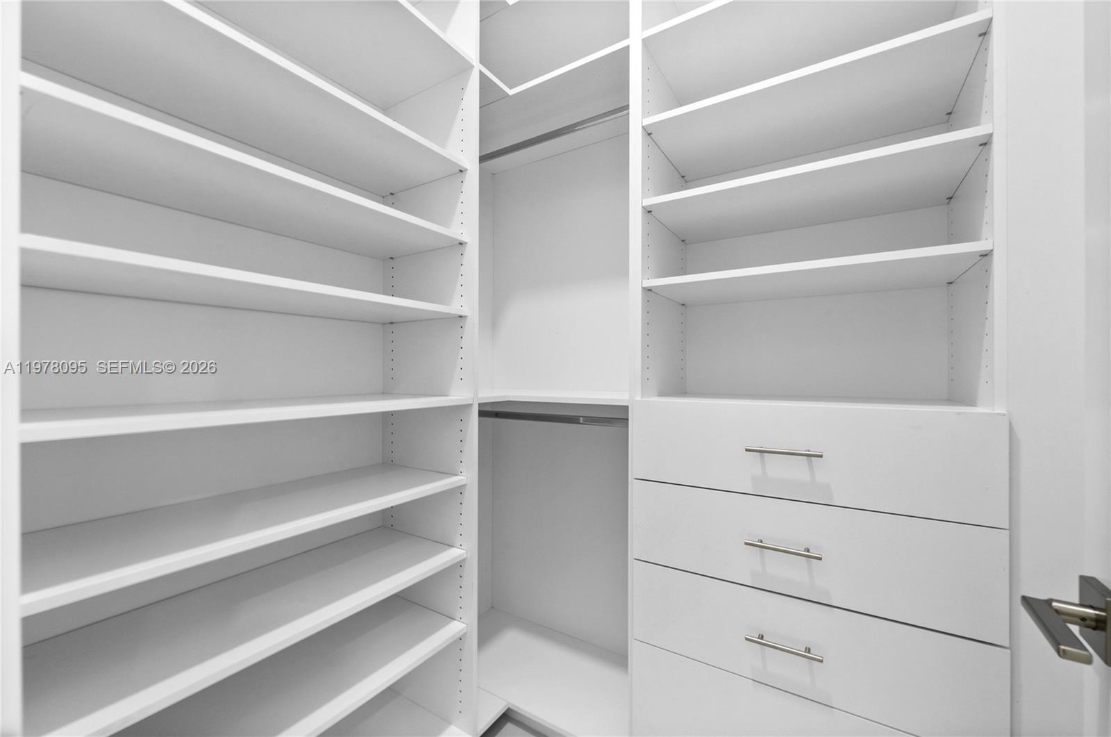 4234 27th Ave Ne Naples, FL 34120