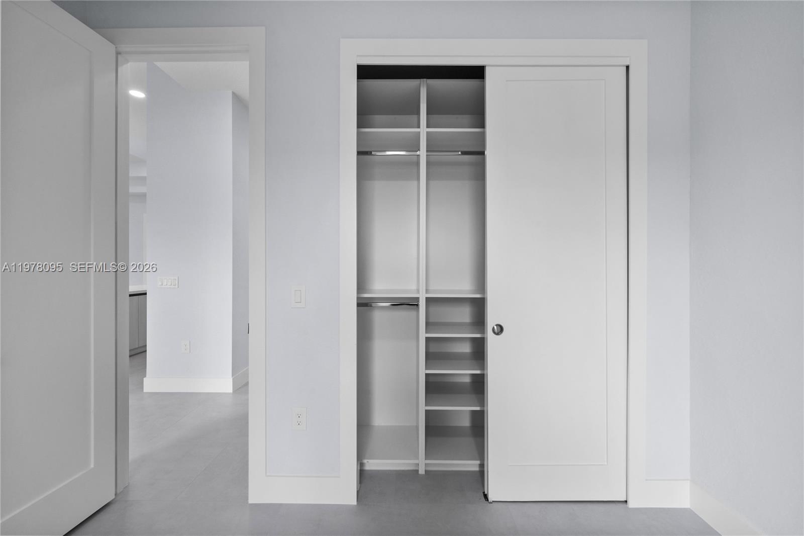 4234 27th Ave Ne Naples, FL 34120