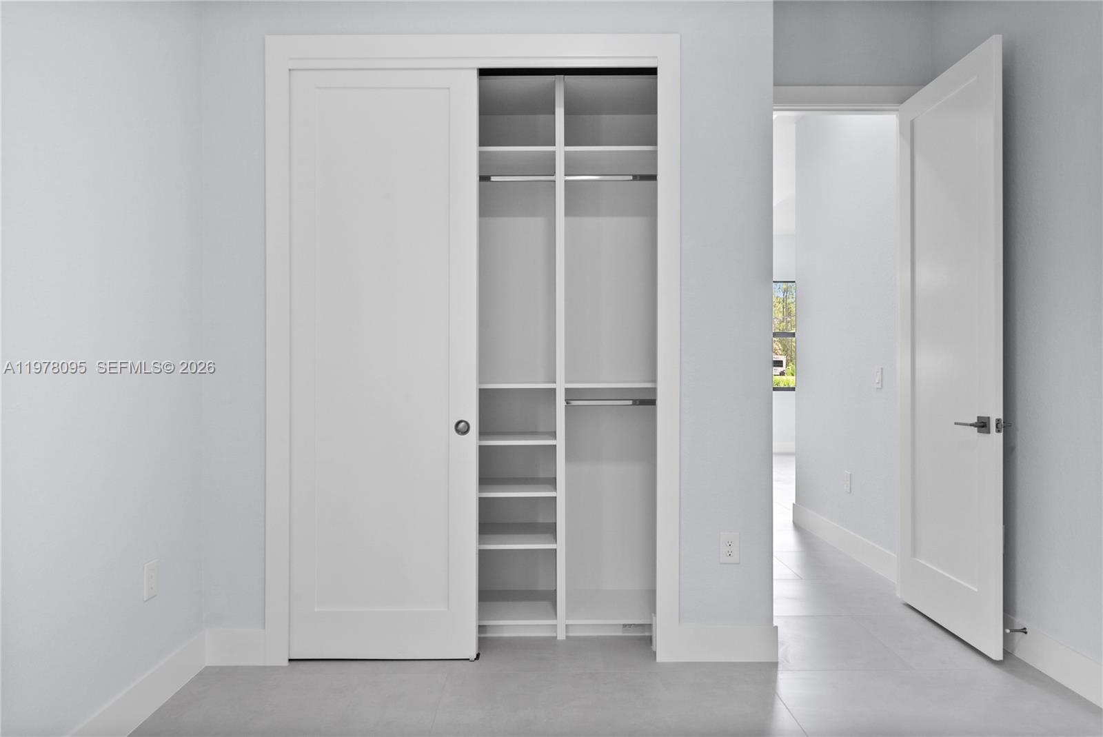 4234 27th Ave Ne Naples, FL 34120