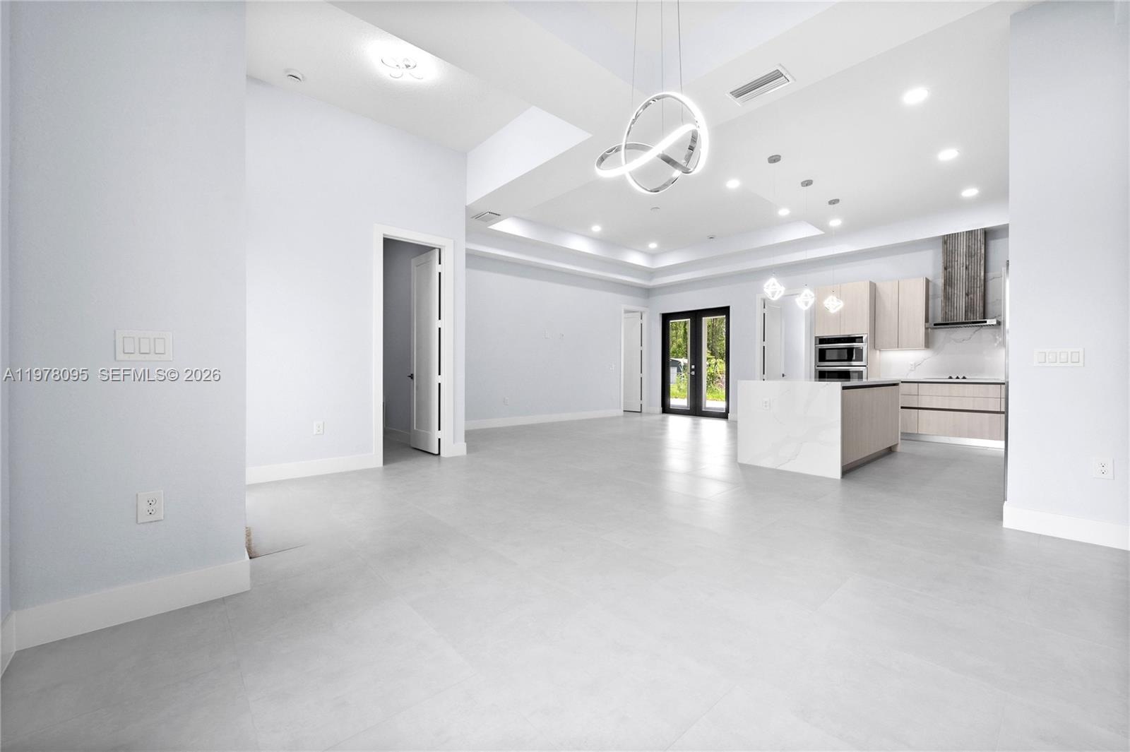 4234 27th Ave Ne Naples, FL 34120