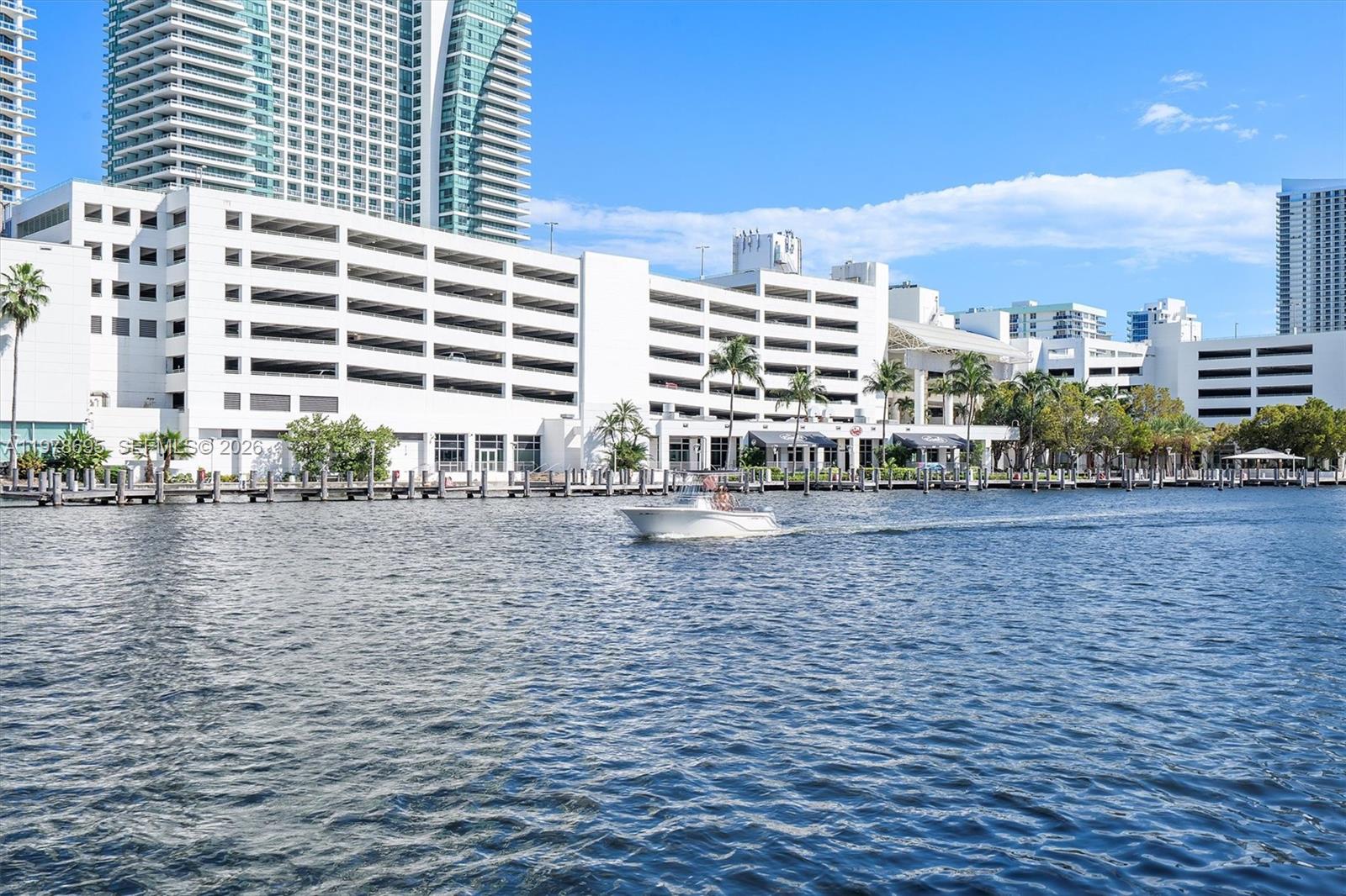 600 Parkview Dr #227 Hallandale Beach, FL 33009