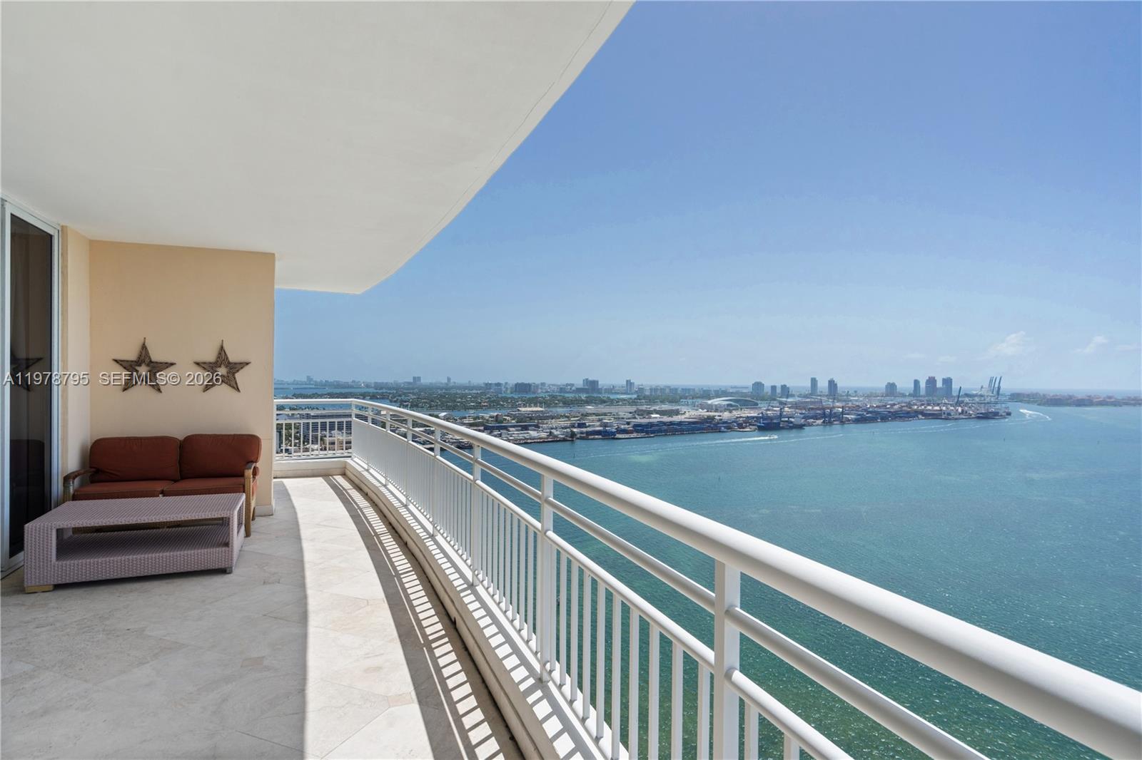808 Brickell Key Dr #3304 Miami, FL 33131