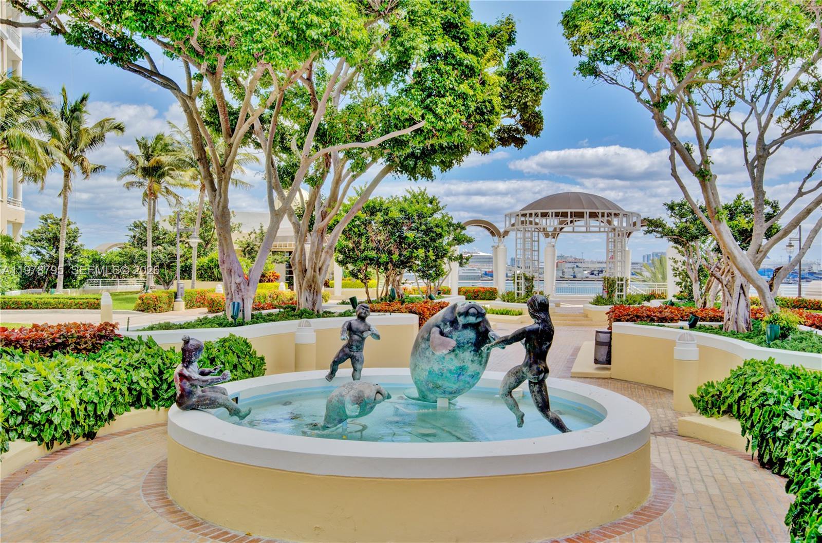 808 Brickell Key Dr #3304 Miami, FL 33131