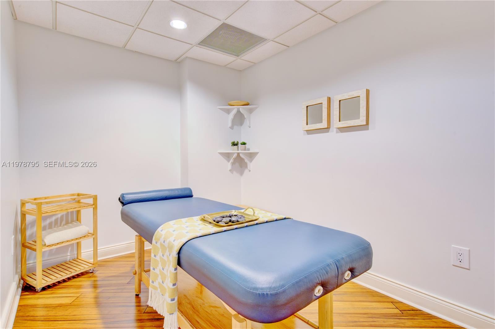 808 Brickell Key Dr #3304 Miami, FL 33131