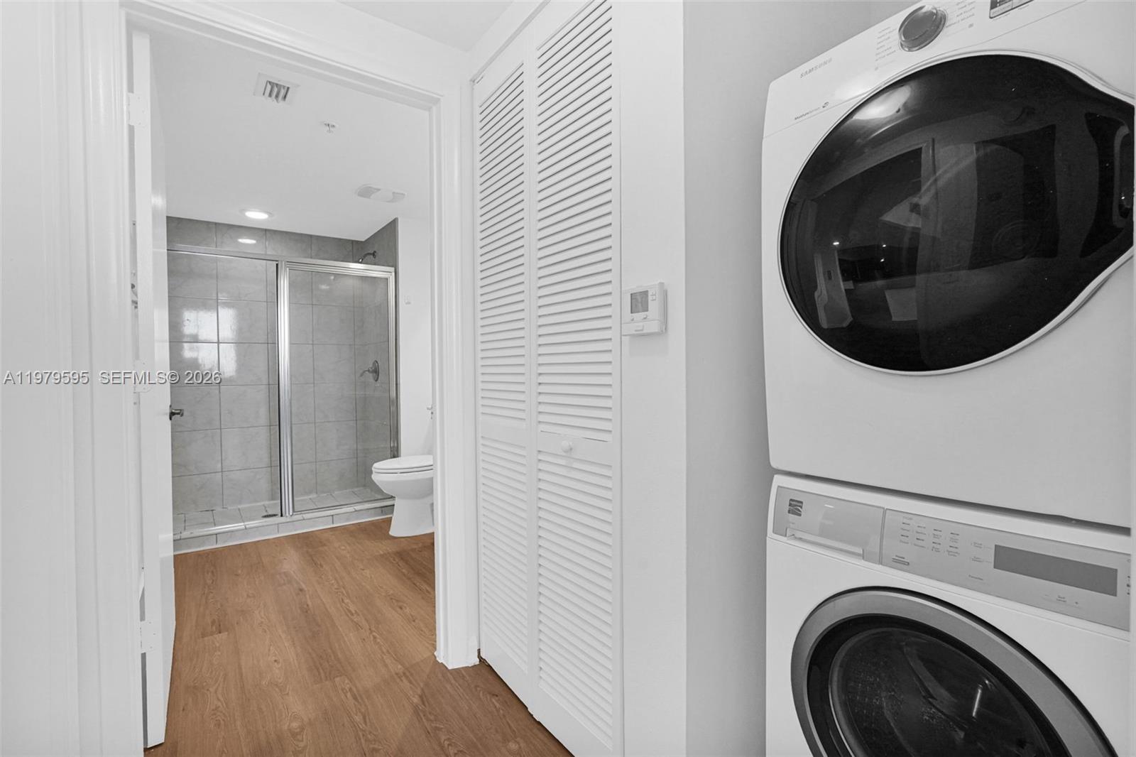 image The Venture at Aventura23