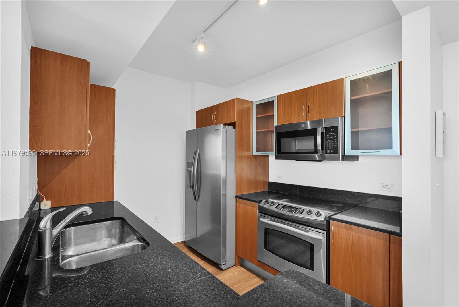 image The Venture at Aventura30