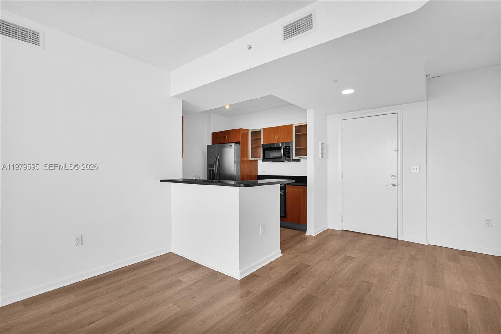 image The Venture at Aventura40