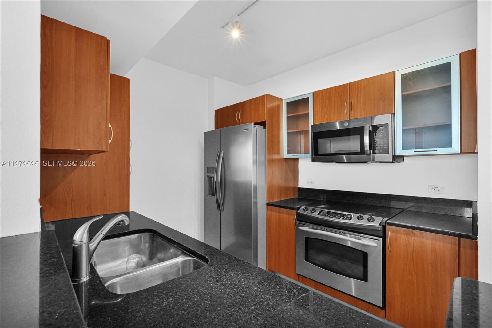 image The Venture at Aventura42