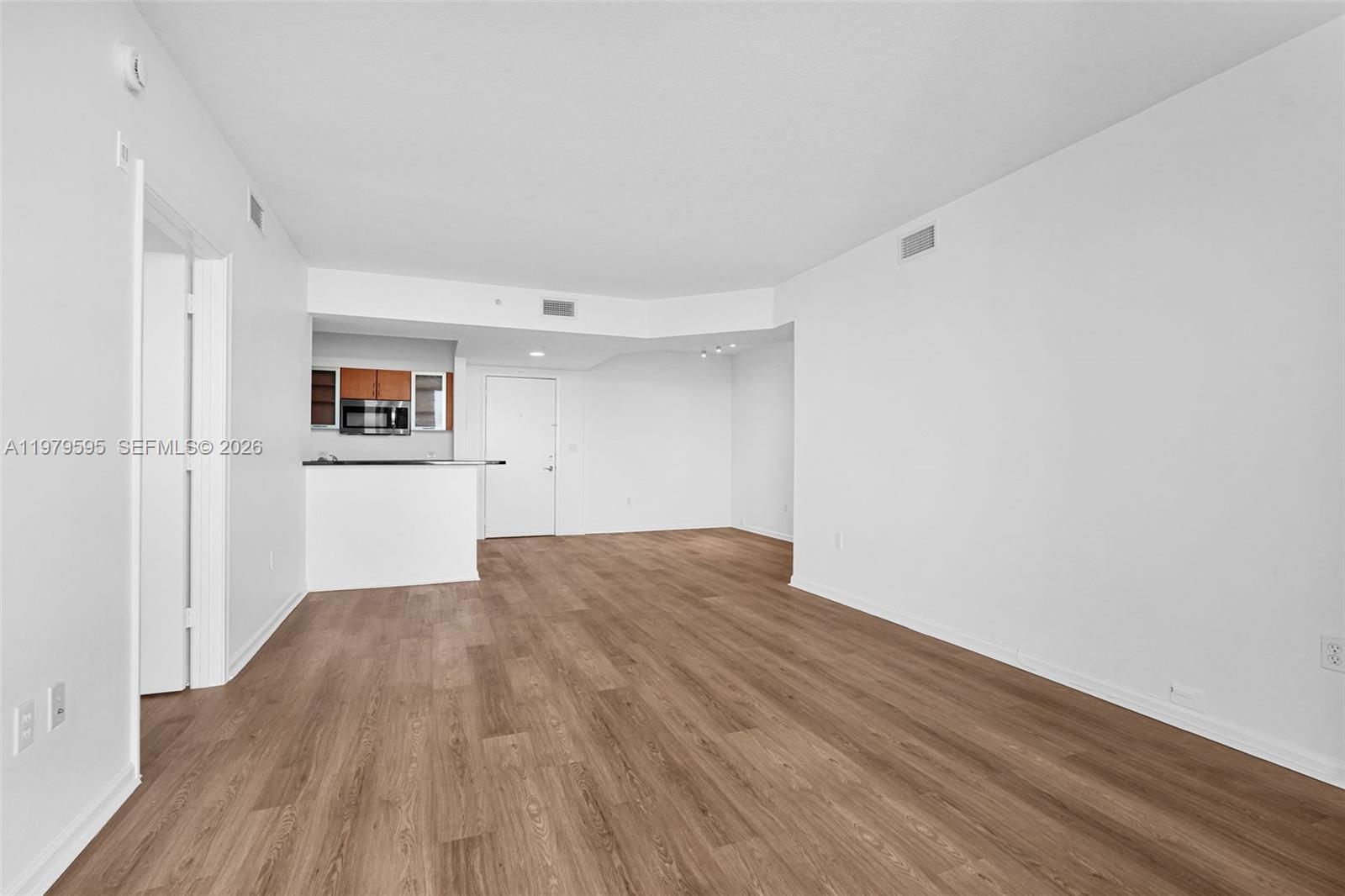 image The Venture at Aventura47