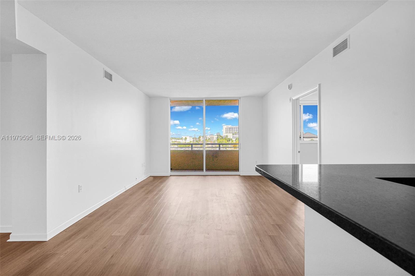 image The Venture at Aventura52