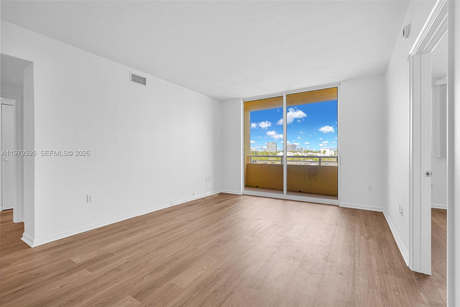 image The Venture at Aventura58