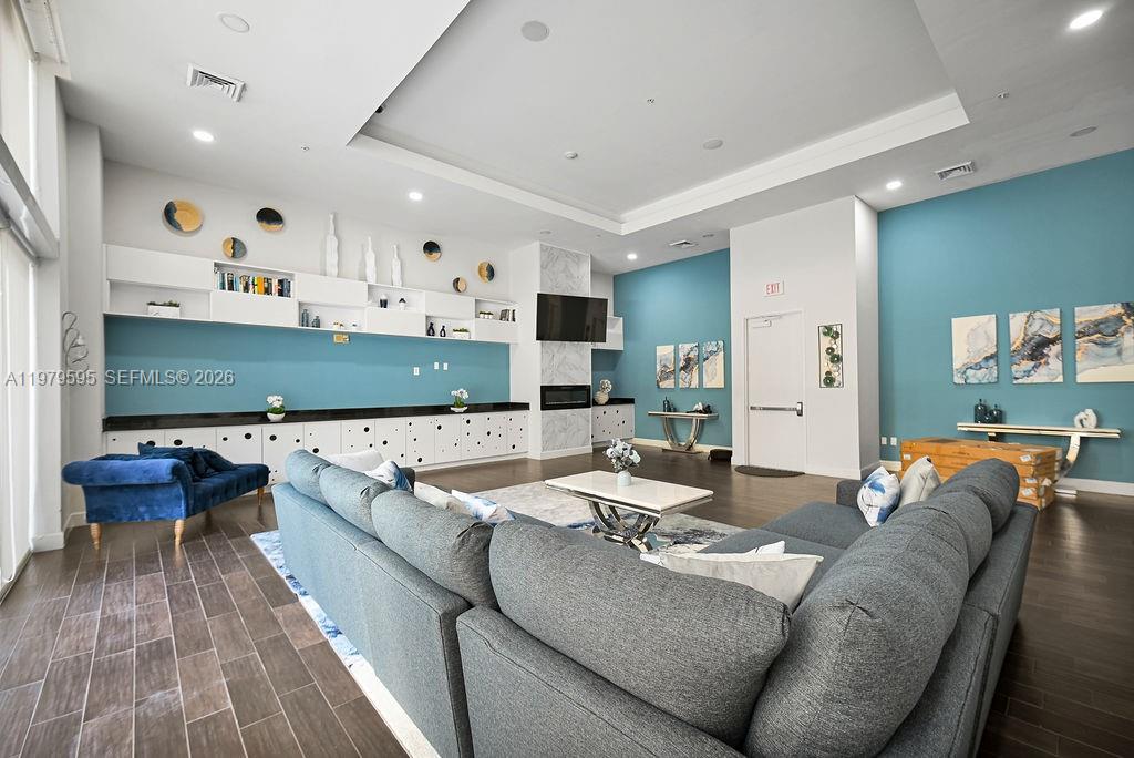 image The Venture at Aventura6