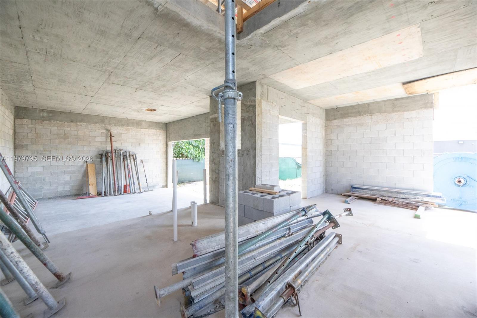 1302 NE 32nd St #2 Oakland Park, FL 33334