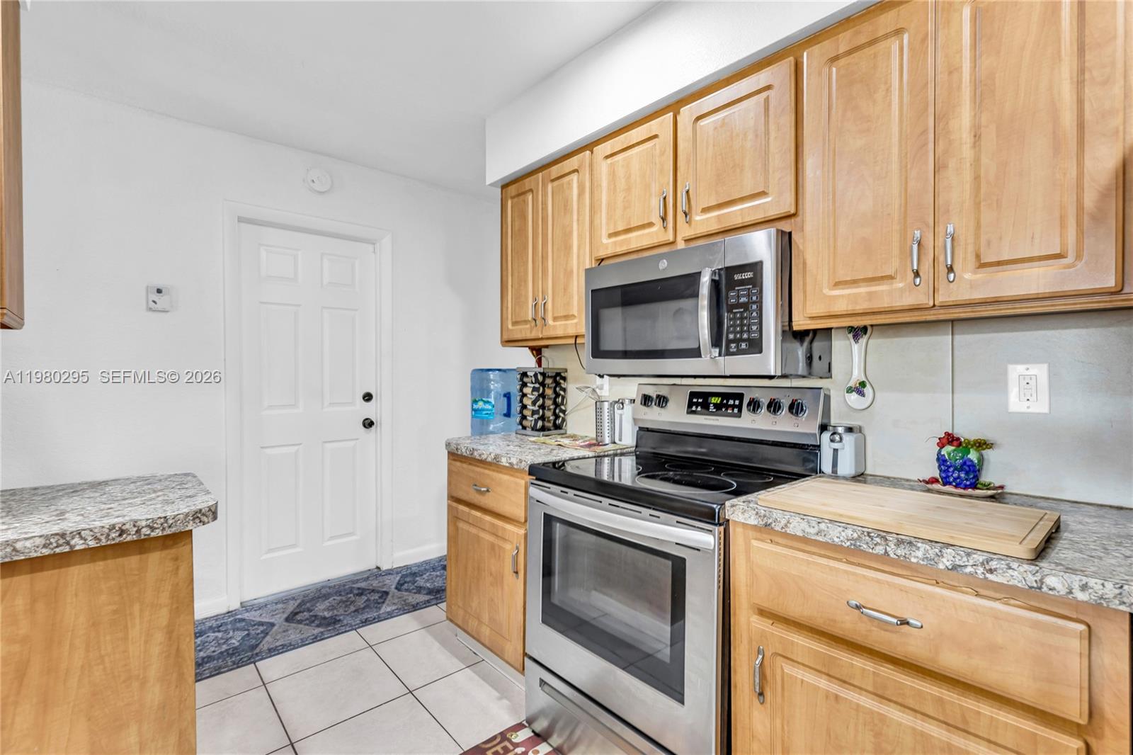 8209 NW 91st Ave Tamarac, FL 33321