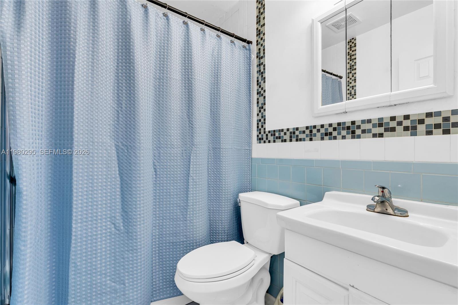 8209 NW 91st Ave Tamarac, FL 33321