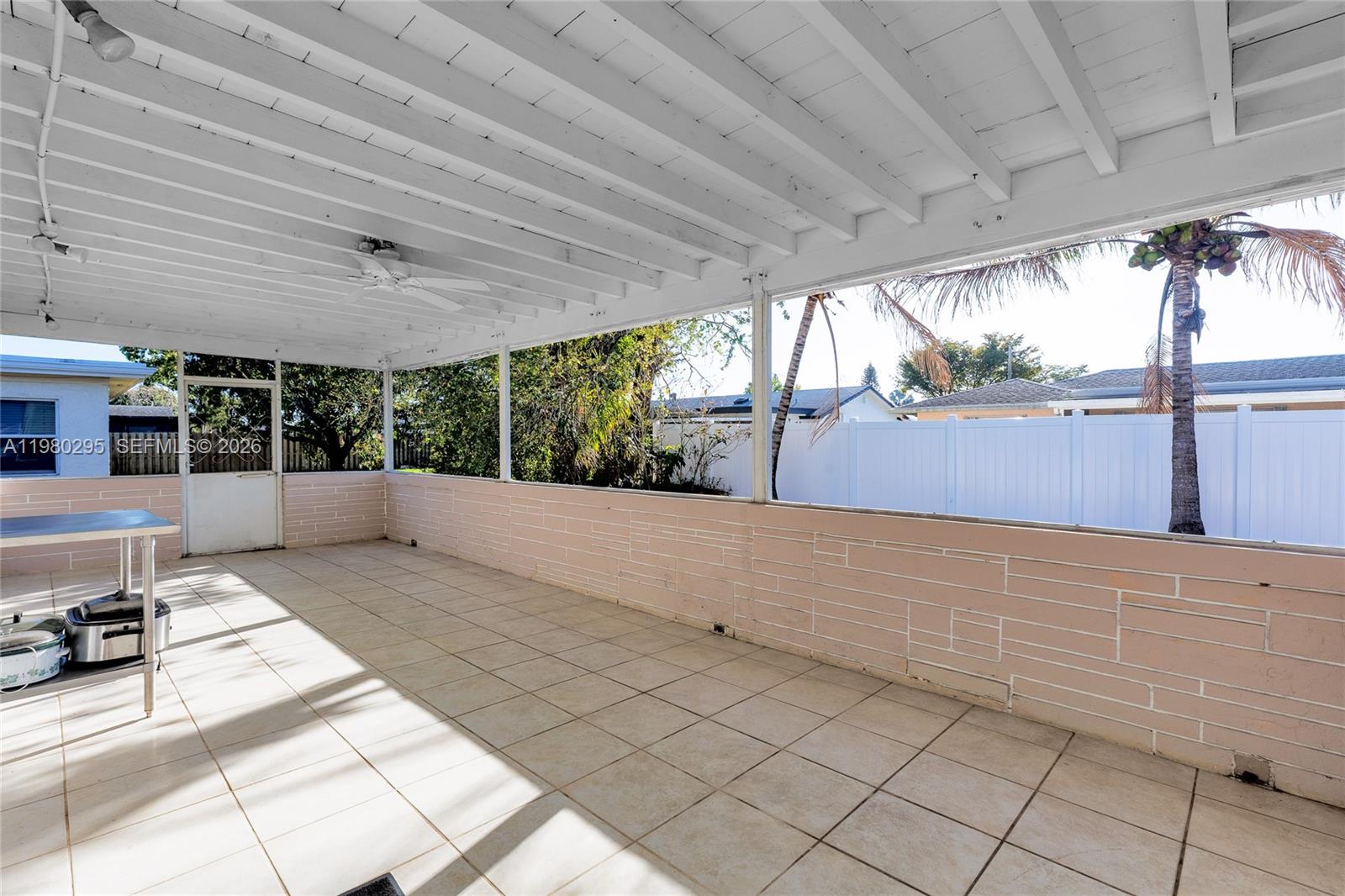 8209 NW 91st Ave Tamarac, FL 33321