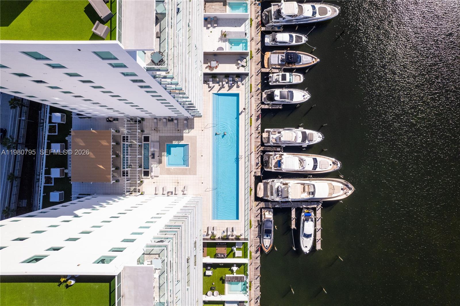 400 Sunny Isles Blvd #2019 Sunny Isles Beach, FL 33160