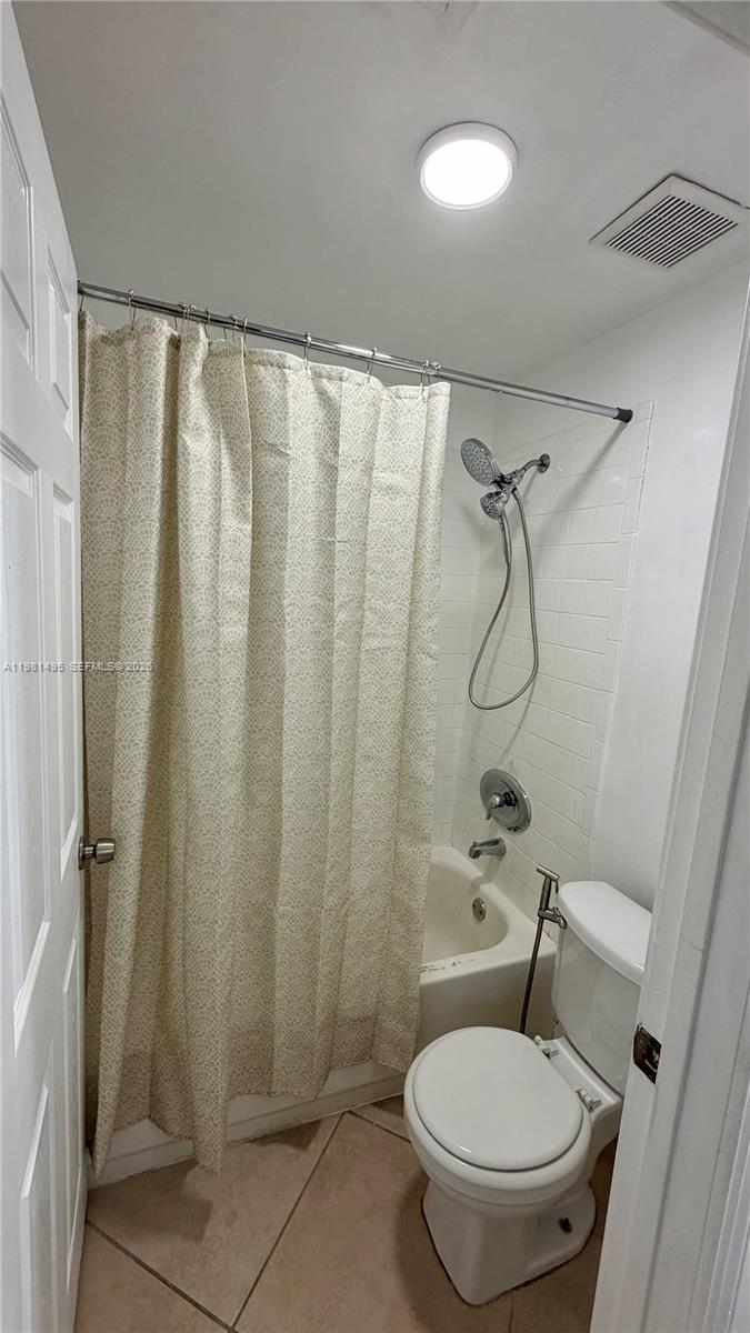 1559 Michigan Ave #305 Miami Beach, FL 33139