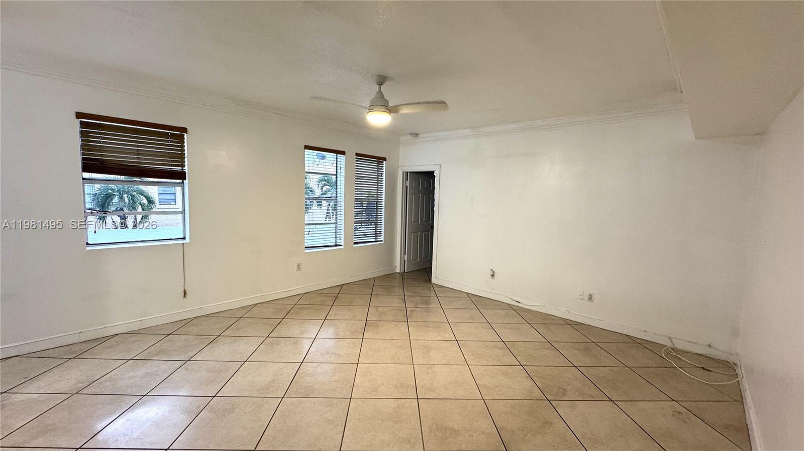 1559 Michigan Ave #305 Miami Beach, FL 33139