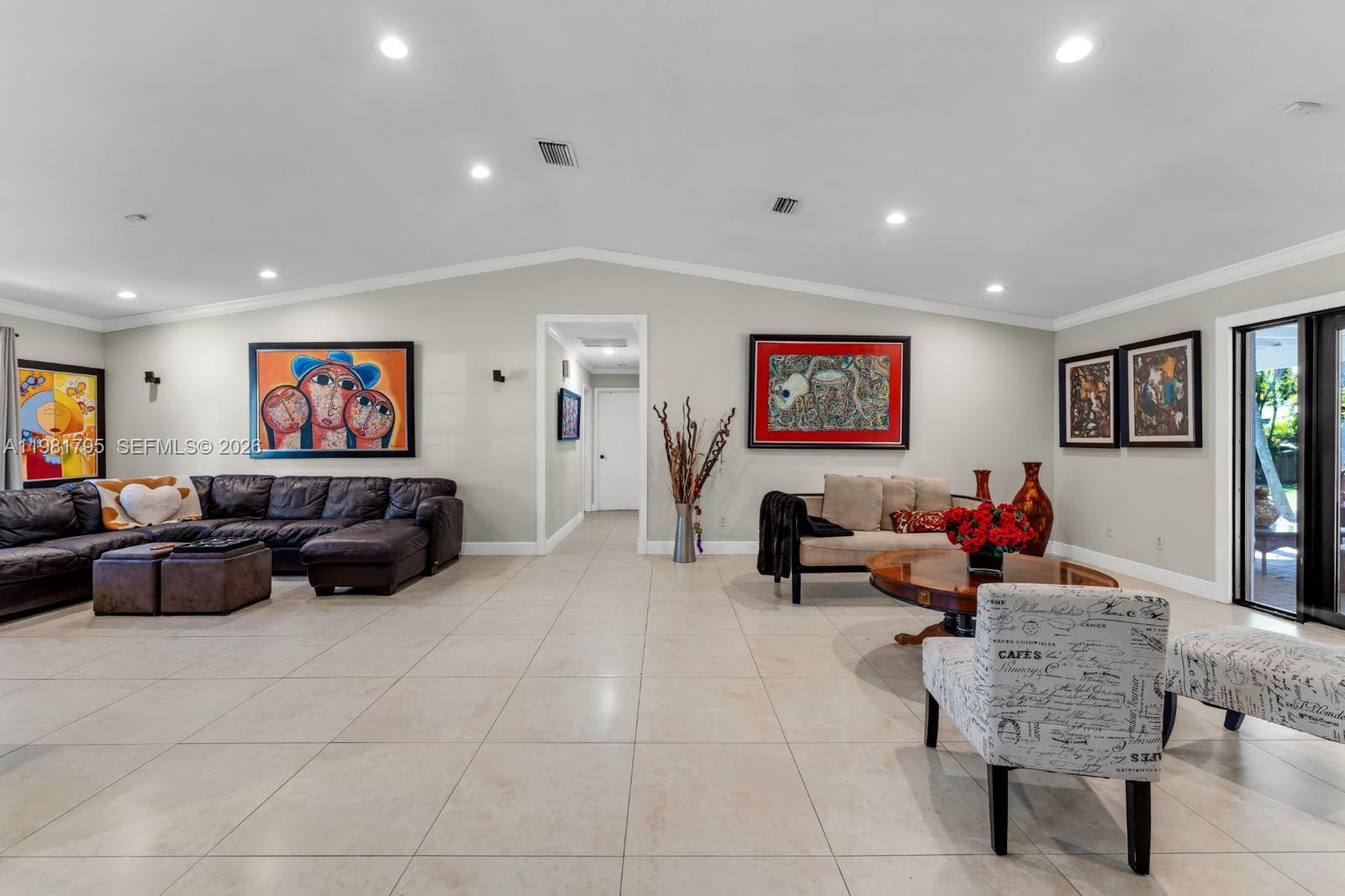 16564 SW 153rd Ct Miami, FL 33187