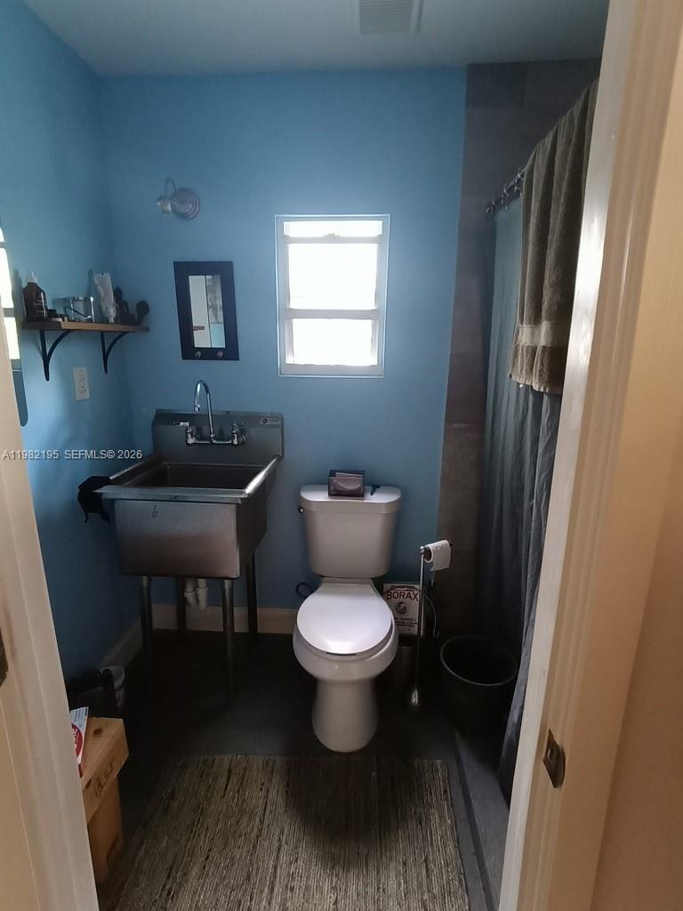 294 NE 57th St Miami, FL 33137