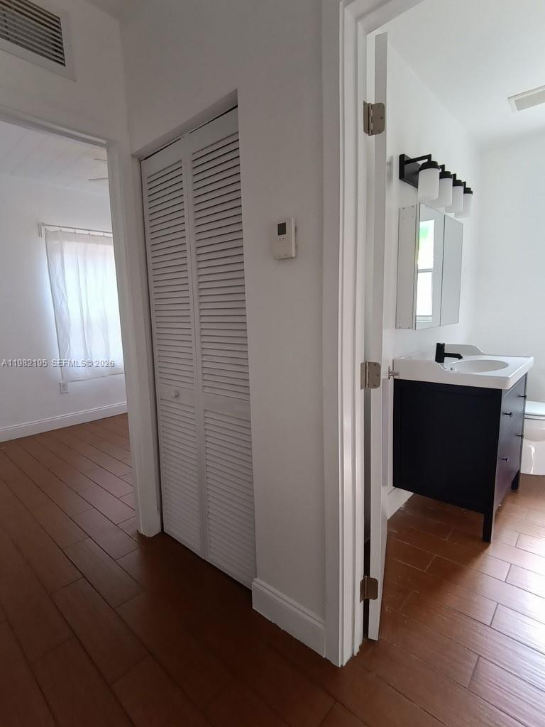 294 NE 57th St Miami, FL 33137