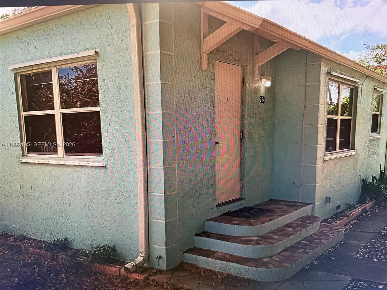 294 NE 57th St Miami, FL 33137