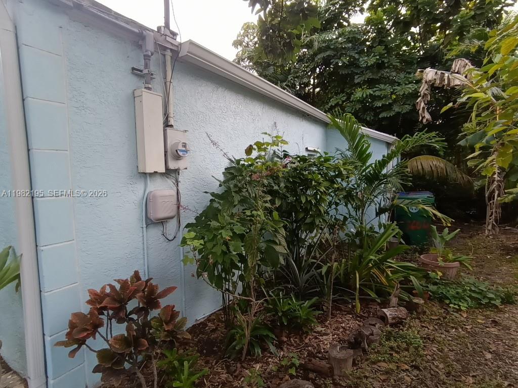 294 NE 57th St Miami, FL 33137